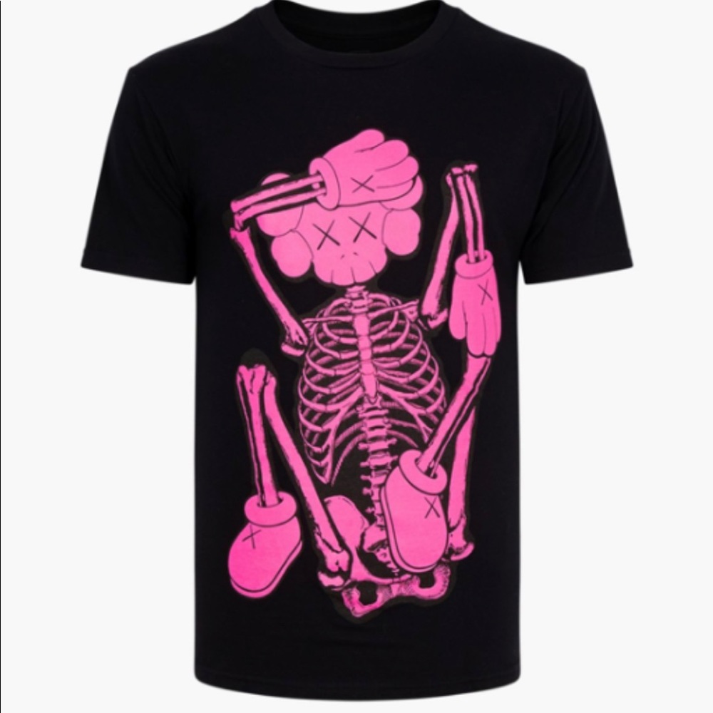 Kaws- New Fiction tee.